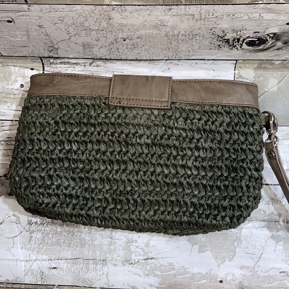 Anthro Shiraleah Woven Army Green Clutch with Silver Hardware - Picture 2 of 6